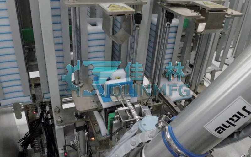 自動開裝封一體機